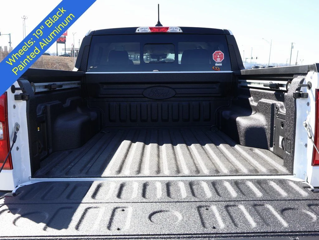 New 2026 Oxford White Ford Lariat® image 15