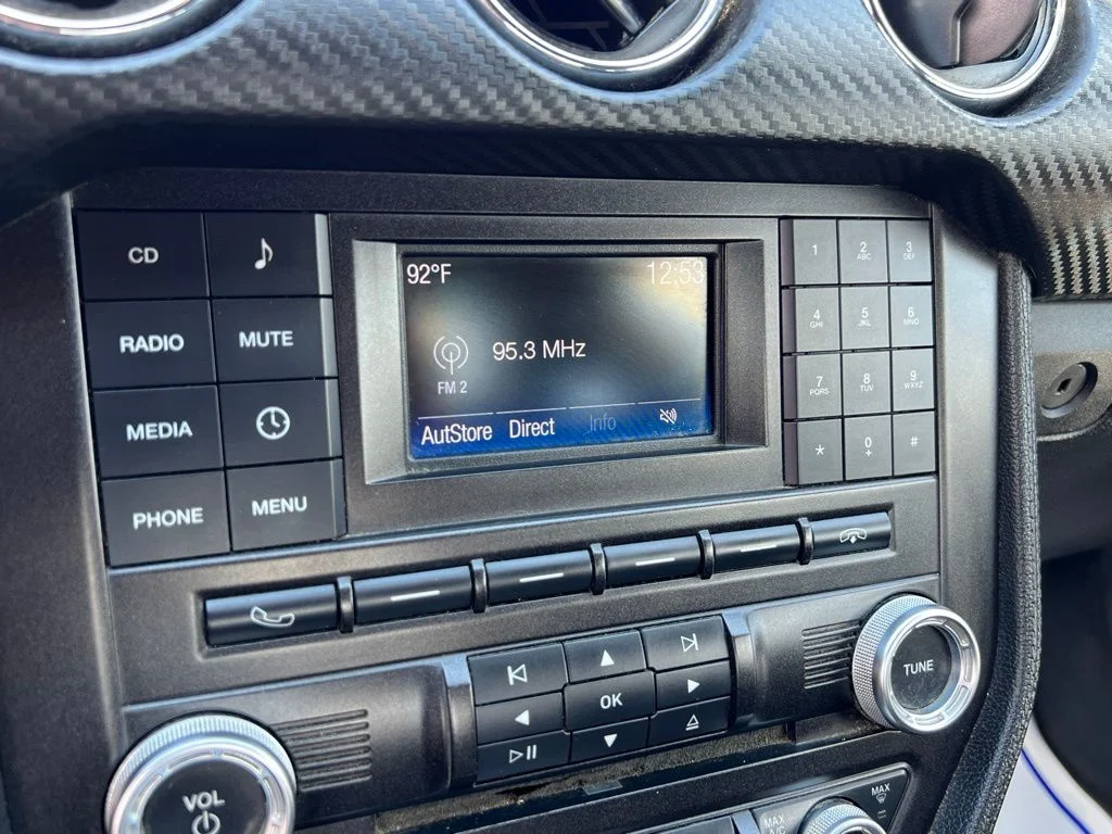 Used 2016 Black Ford V6 image 26