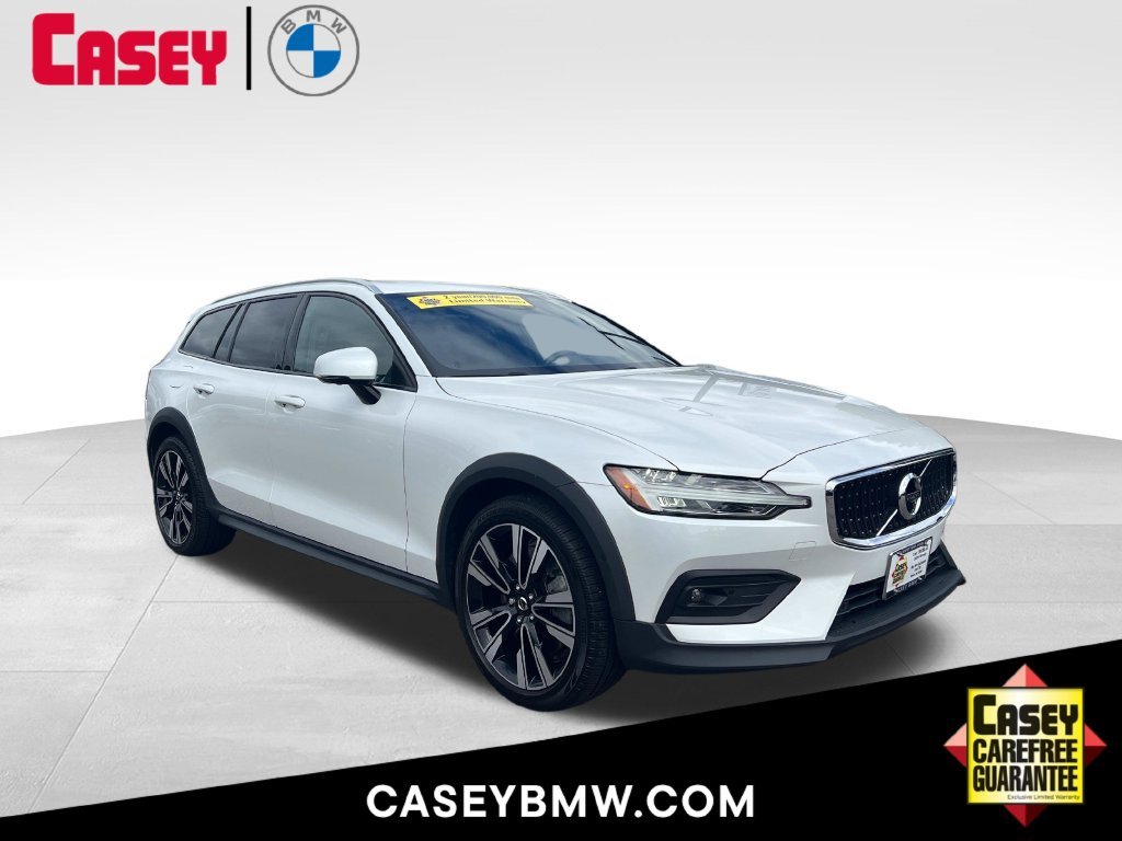 2021 Volvo V60 Cross Country T5