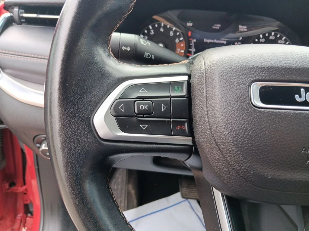 Used 2022 Redline Pearlcoat Jeep Limited image 23