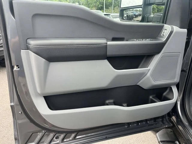 New 2026 Gray Ford XL image 12