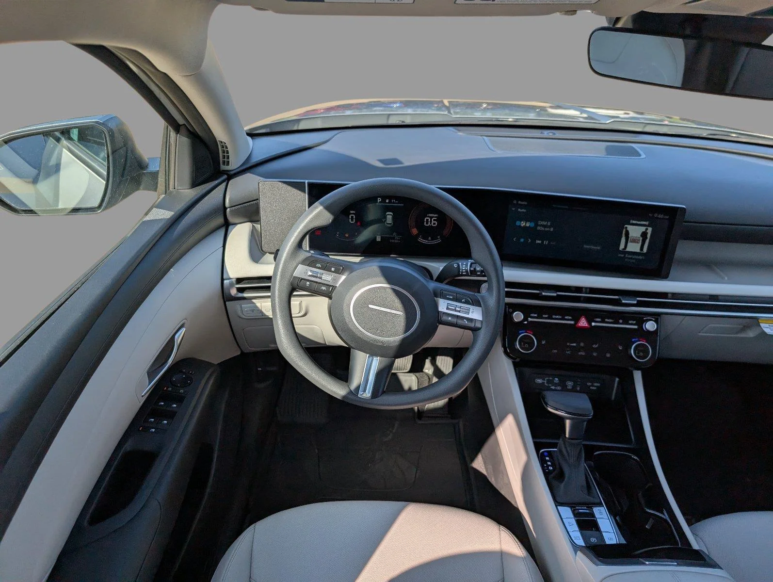 Used 2025 Shimmering Silver Hyundai SEL image 25
