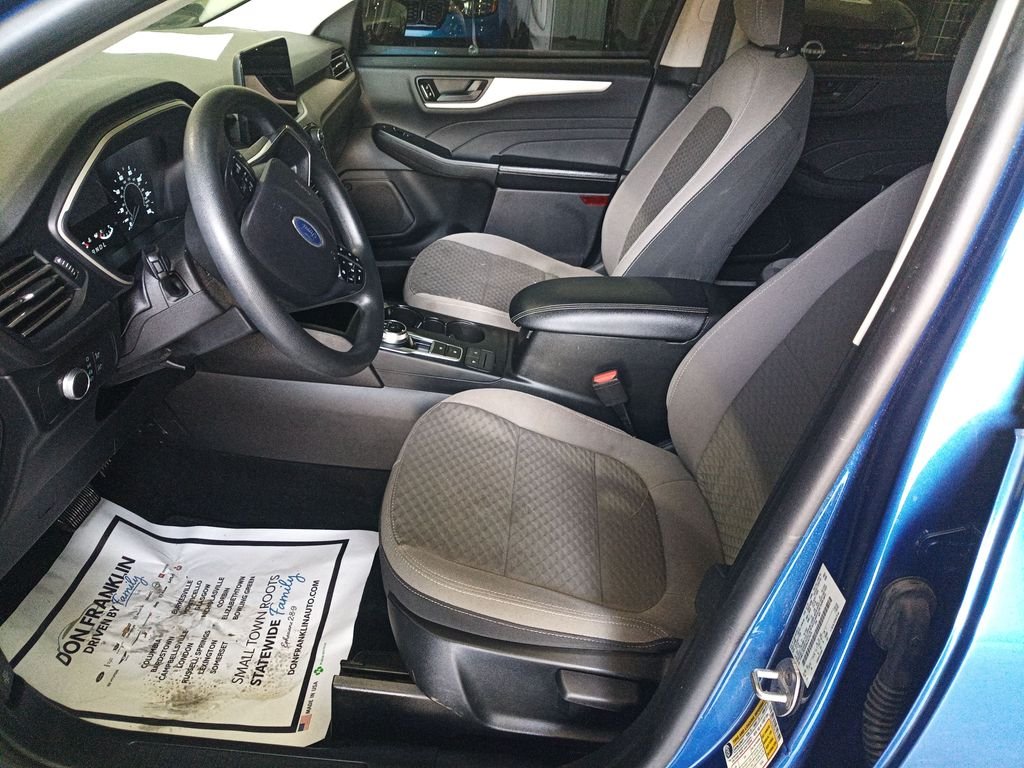 Used 2022 Blue Ford SE image 15
