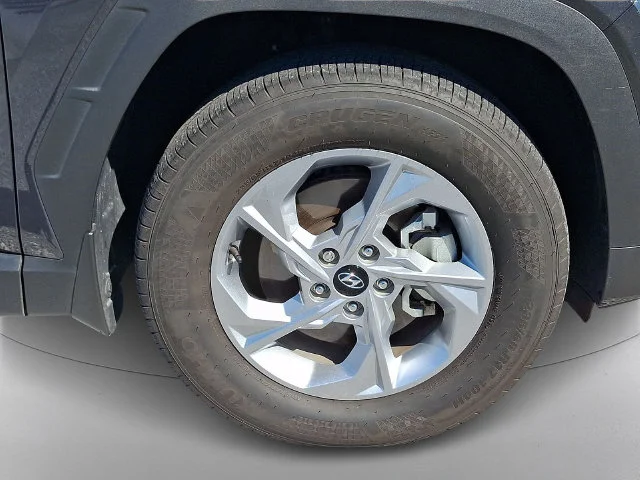 Used 2024 Gray Hyundai SEL image 8