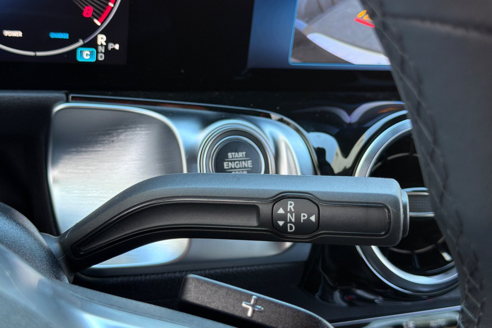 New 2026 Night Black Mercedes-Benz GLB 250 image 18