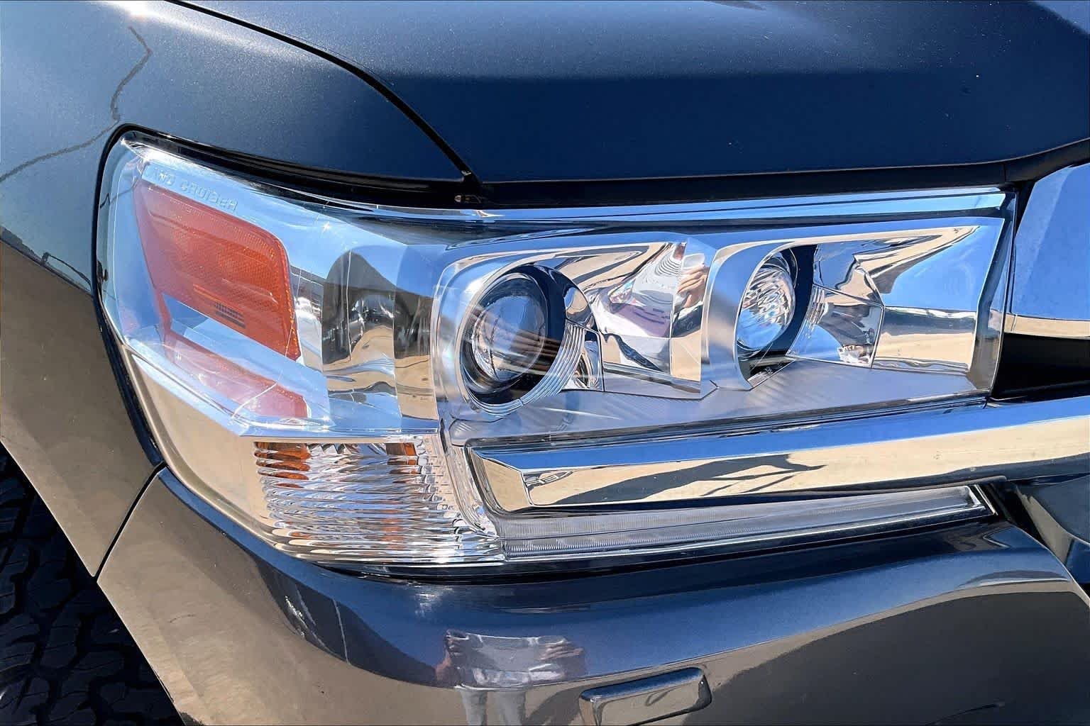 Used 2019 Magnetic Gray Metallic Toyota  image 26