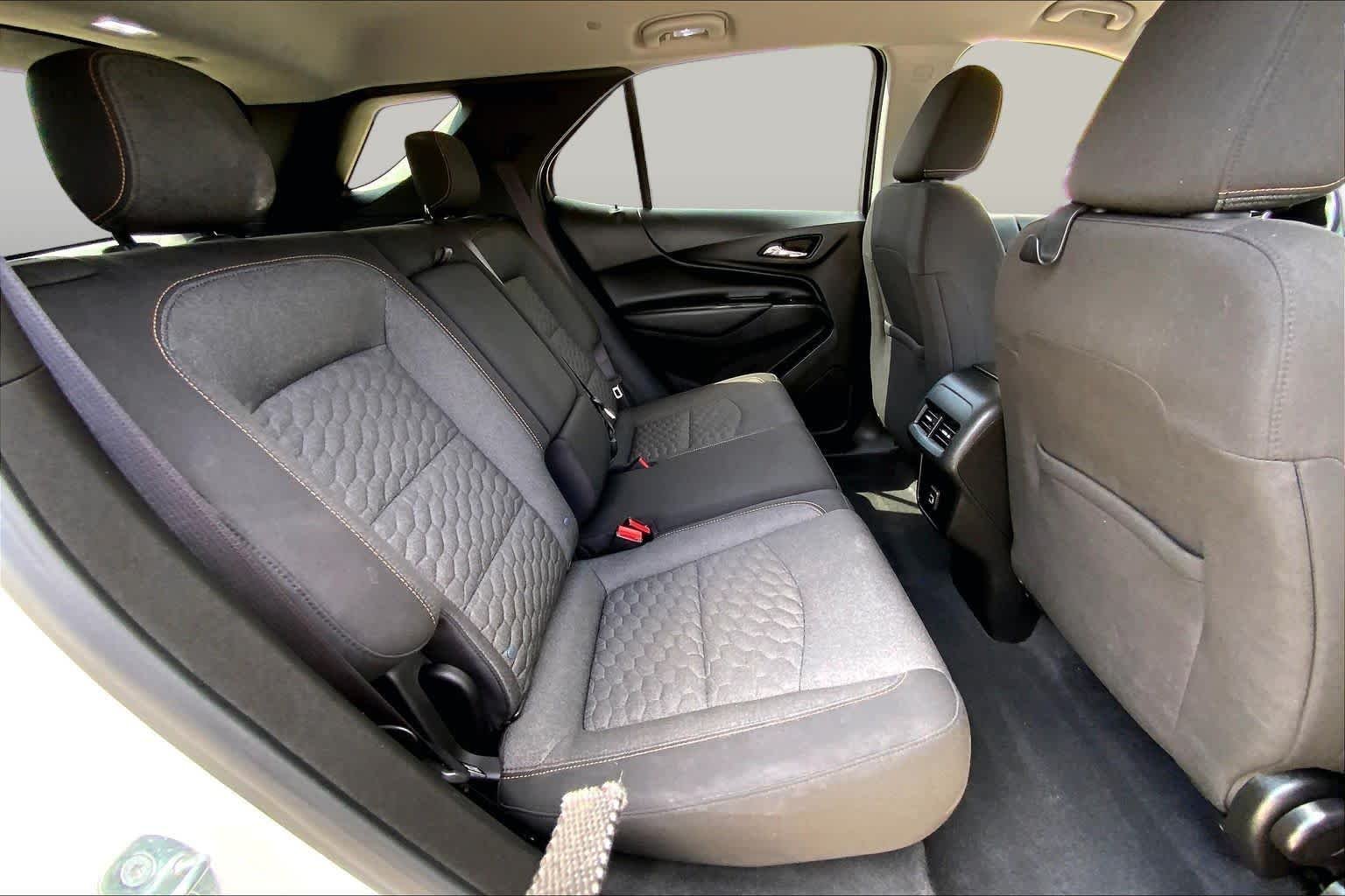 Used 2020 Iridescent Pearl Tricoat Chevrolet LT image 21