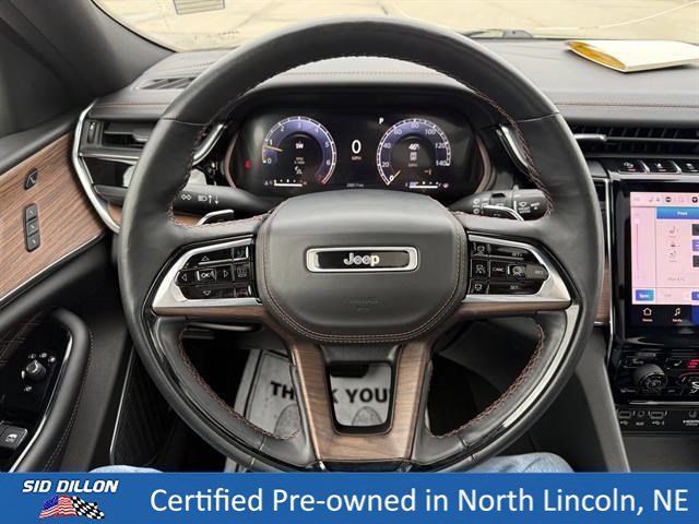 Used 2023 Diamond Black Crystal Pearlcoat Jeep Summit image 12