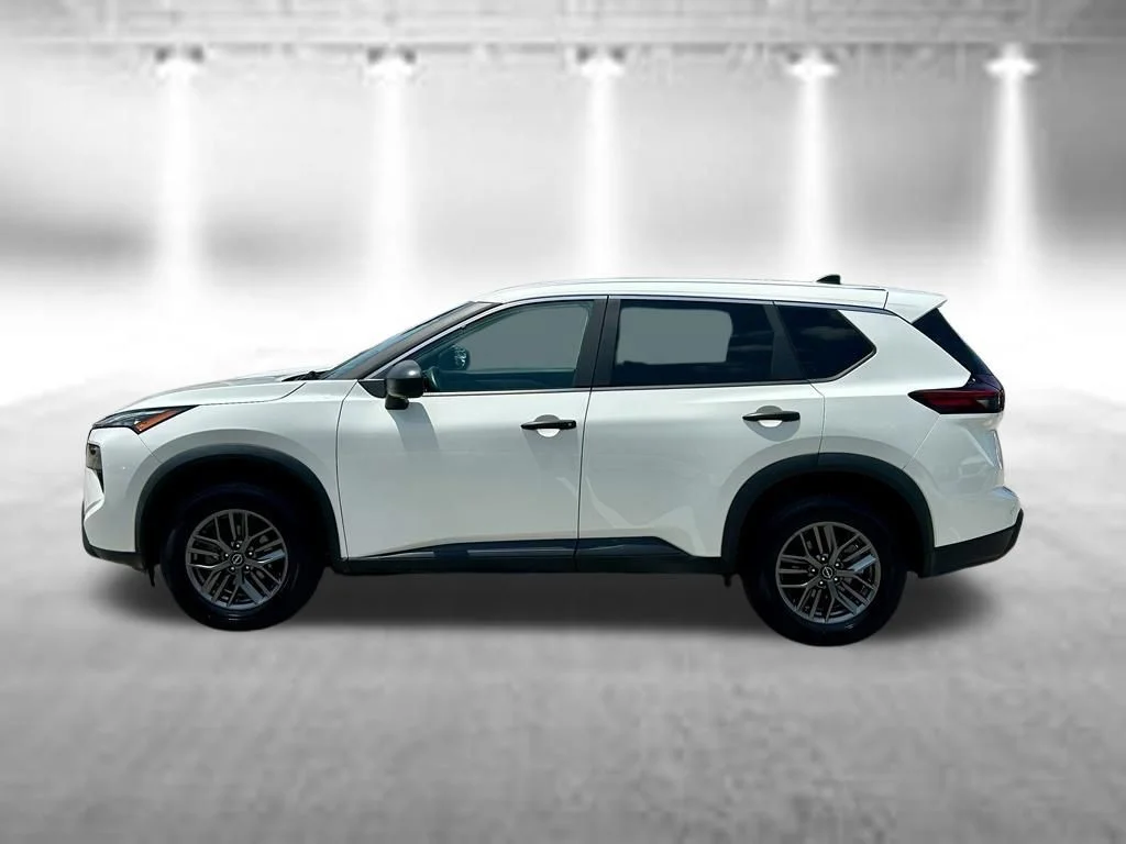 Certified Used 2024 White Nissan S image 10