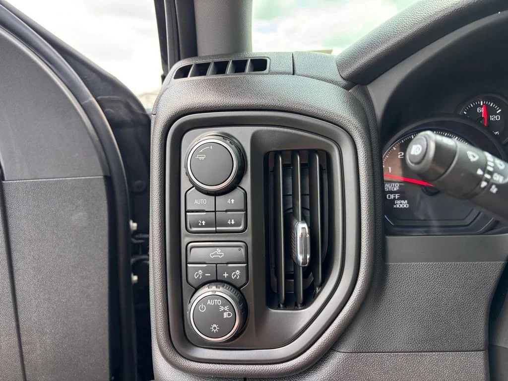 Used 2023 Gray Chevrolet Custom Trail Boss image 20