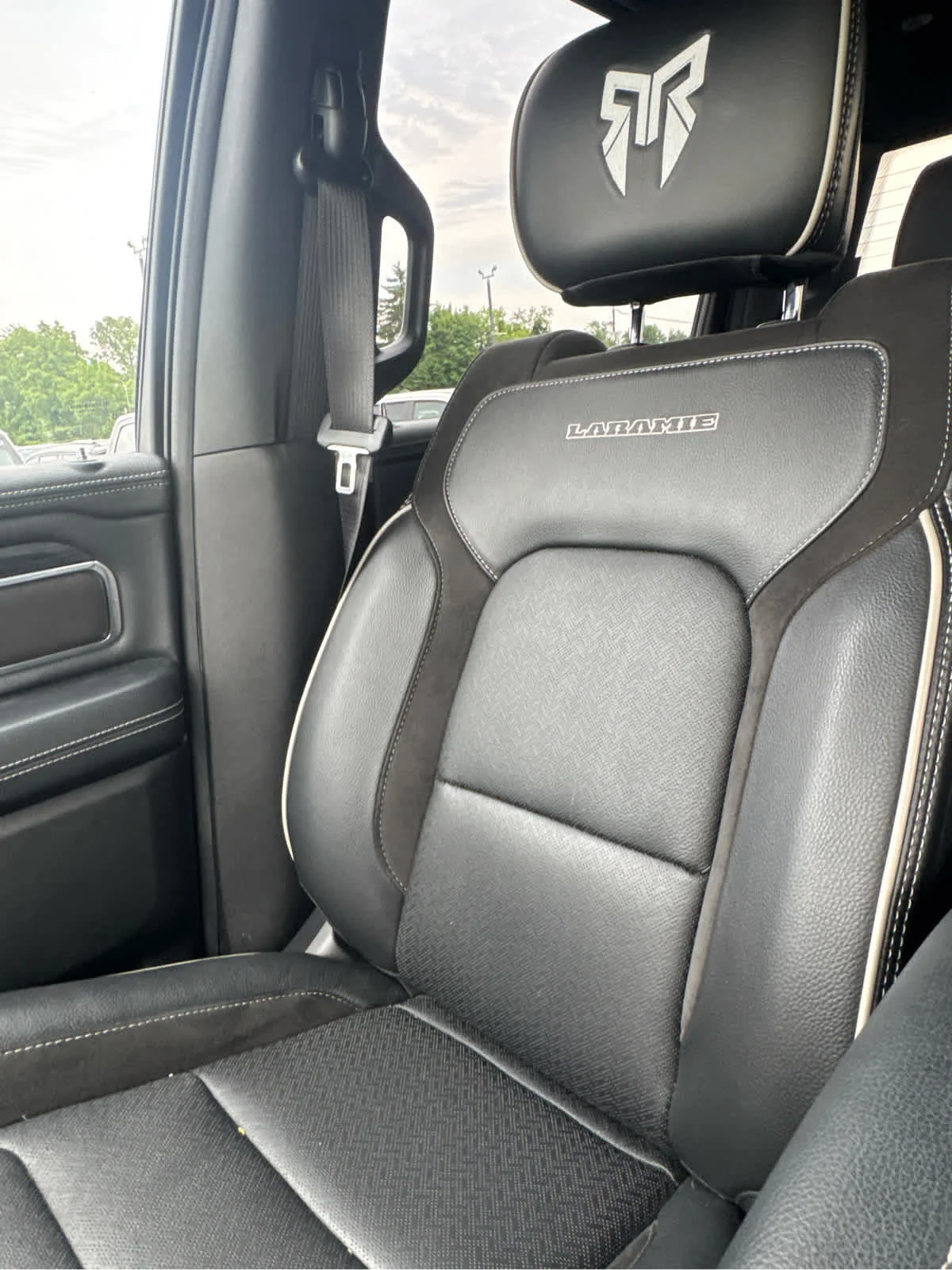 Used 2024 Diamond Black Ram Laramie image 29