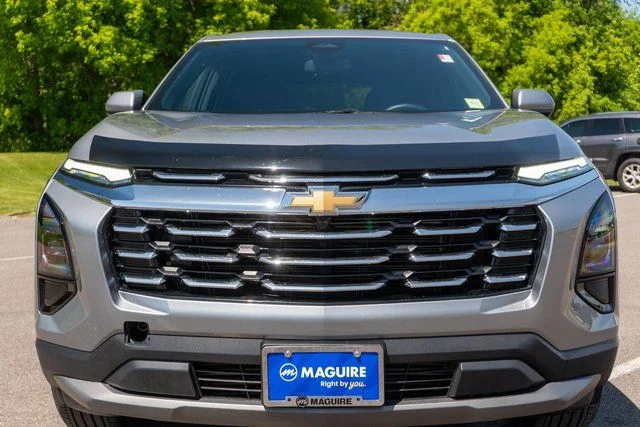 Used 2025 Gray Chevrolet LT image 3