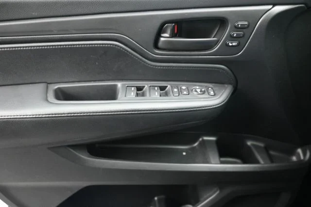 2025 Honda Odyssey EX-L - Photo 27