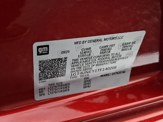 New 2026 Volcanic Red Tintcoat GMC SLT image 23