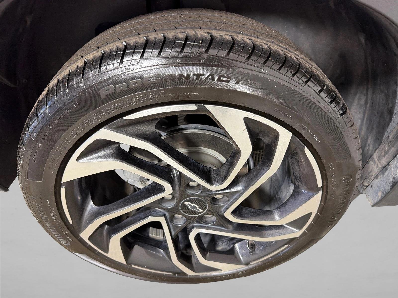 Used 2024 Sterling Gray Metallic Chevrolet RS image 18