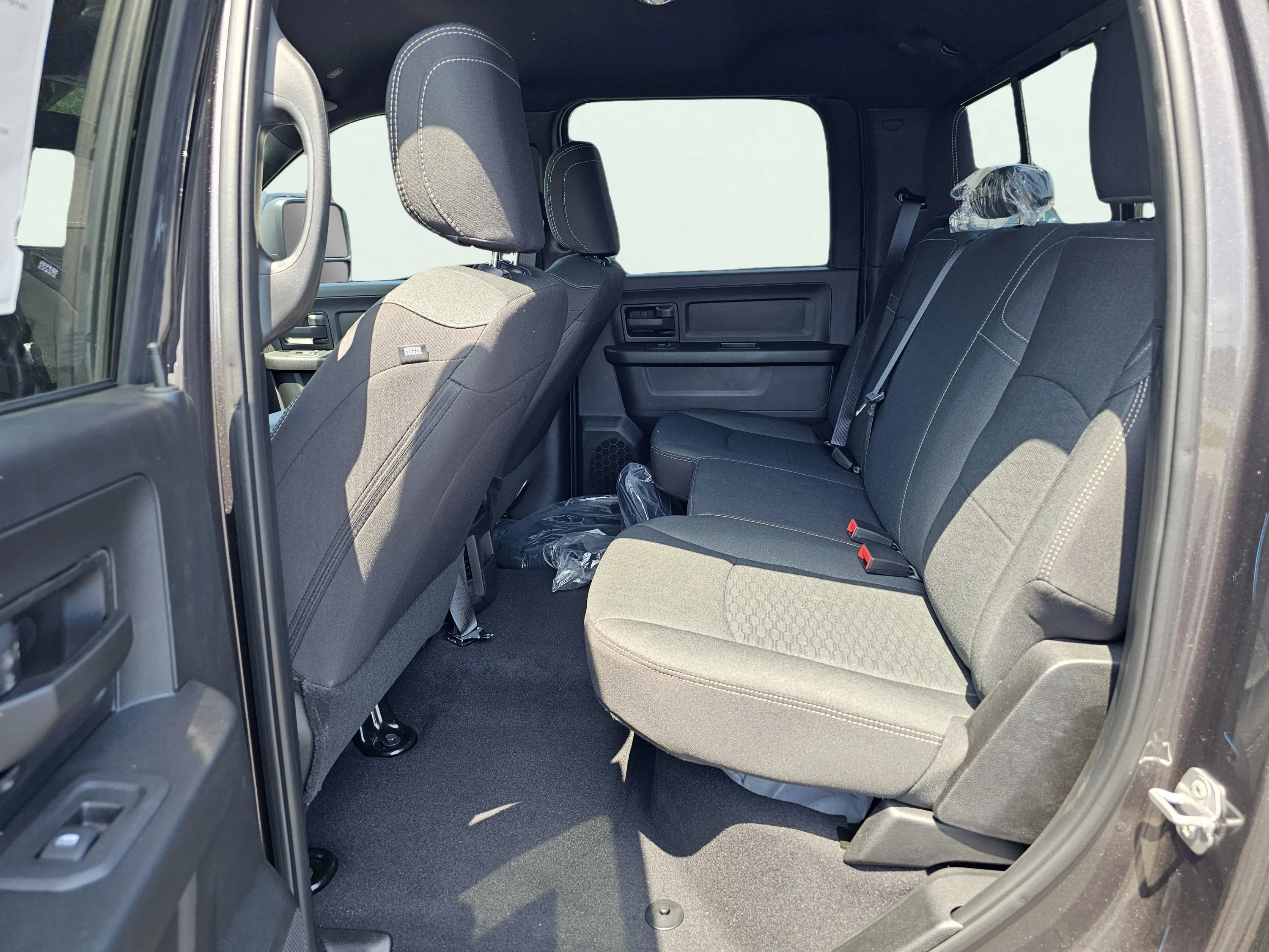 2025 RAM 2500 Tradesman - Photo 32