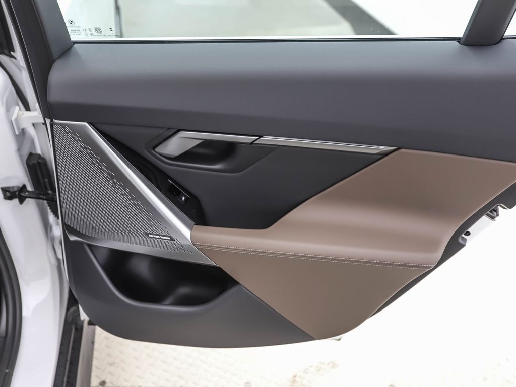 2026 BMW 5 Series 530i - Photo 25