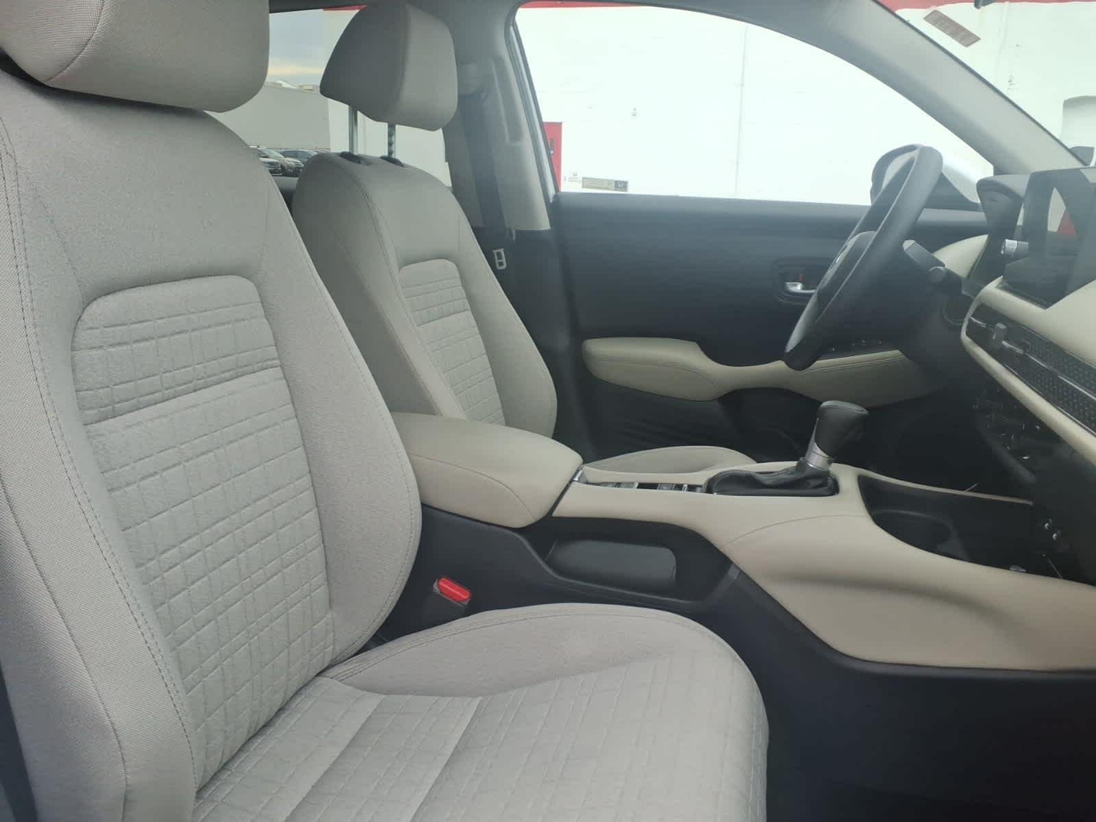 2026 Honda HR-V LX - Photo 24