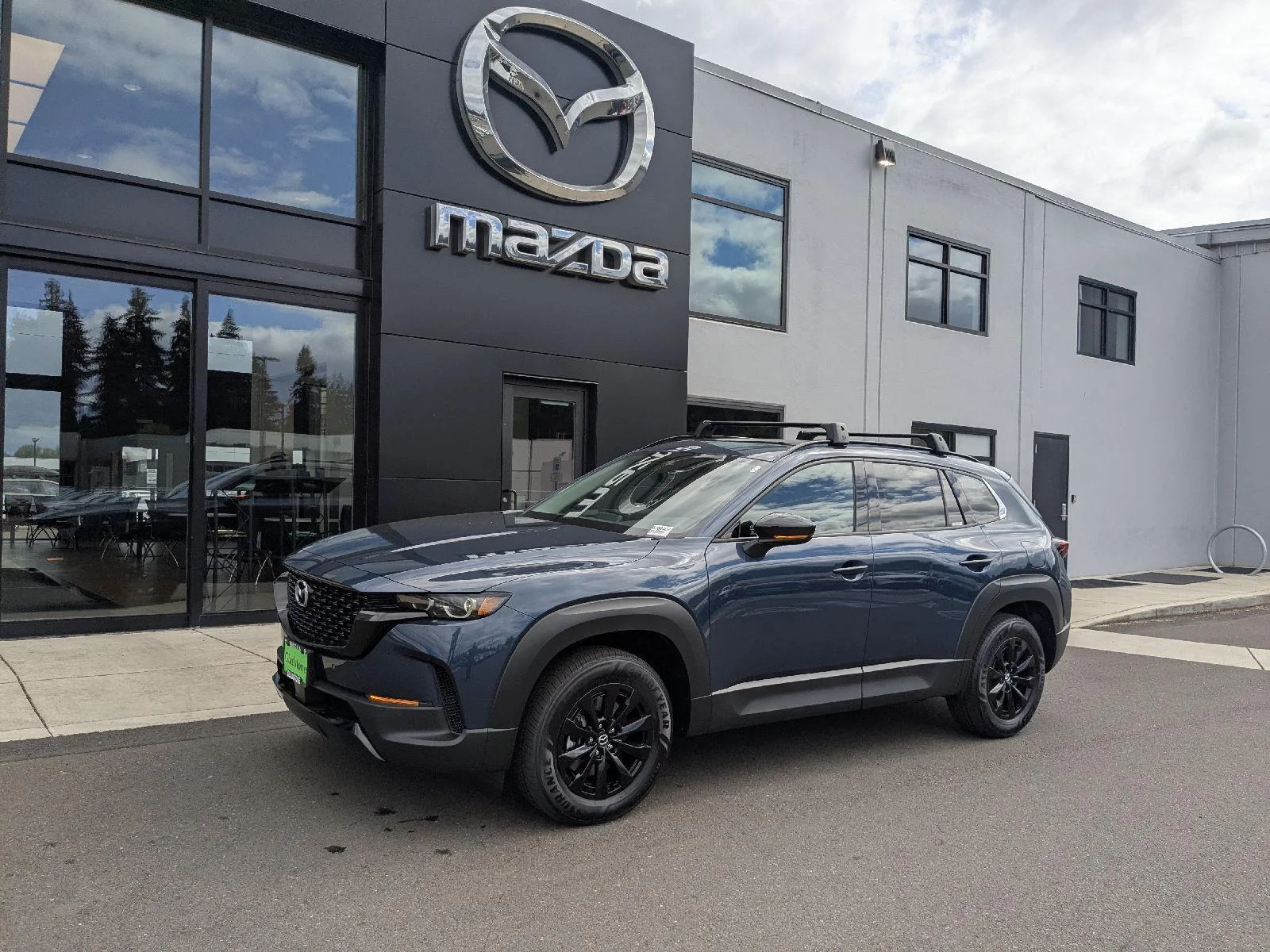 2026 Mazda CX-50 2.5 Hybrid Premium's photo