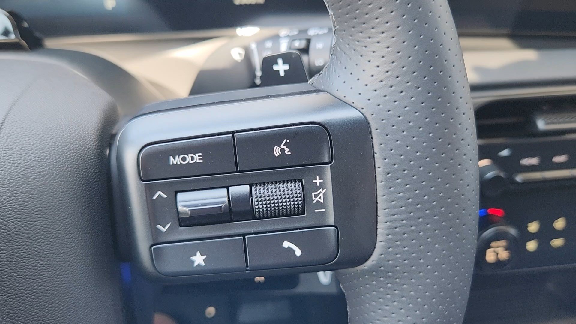 2026 Hyundai Palisade XRT Pro - Photo 13