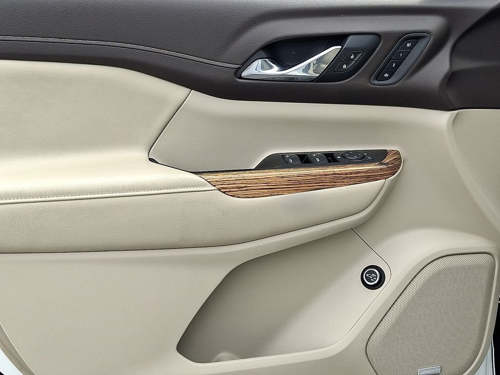 Used 2019 White GMC Denali image 14