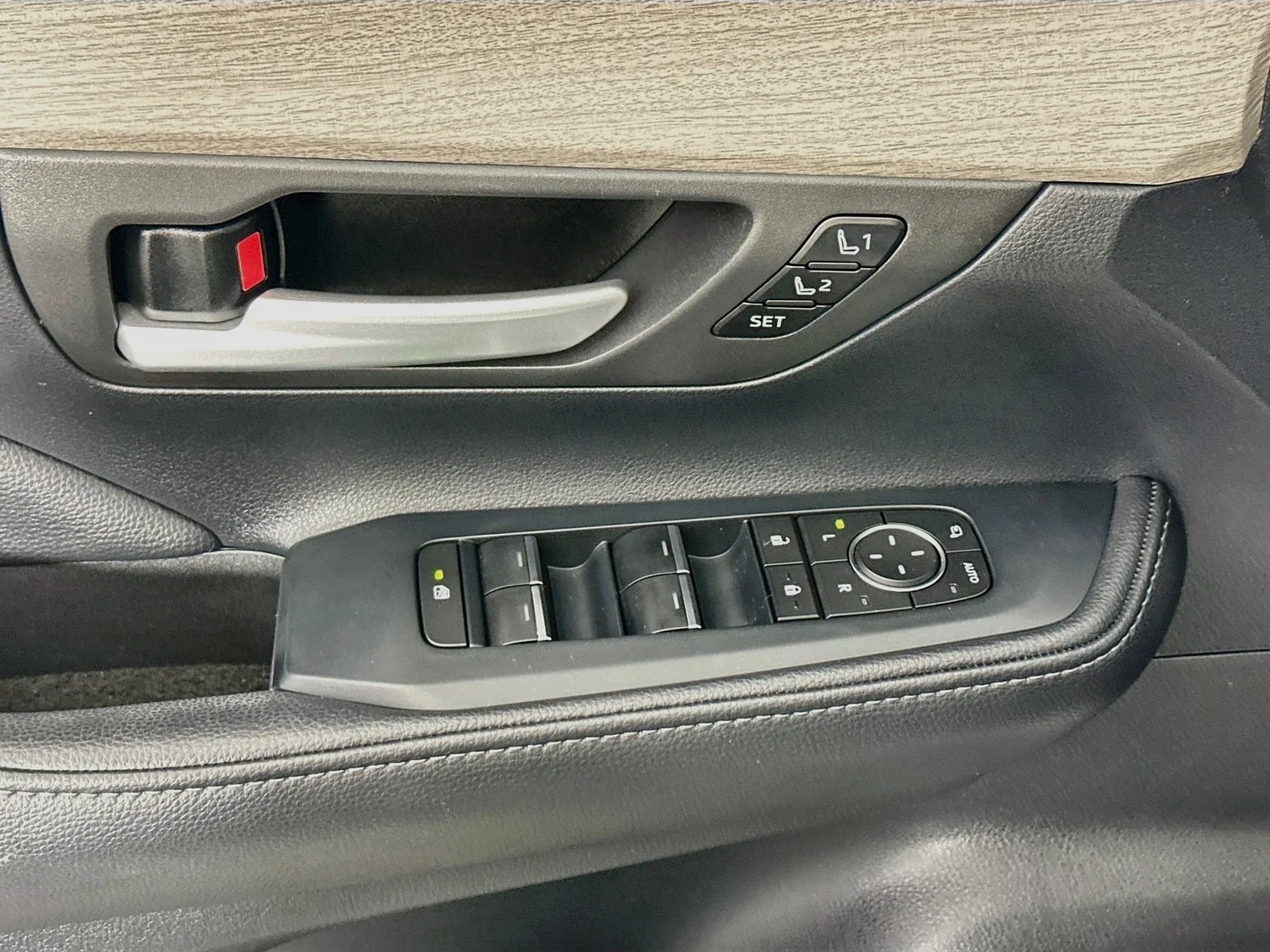 Certified Used 2024 Silver Toyota Platinum image 18