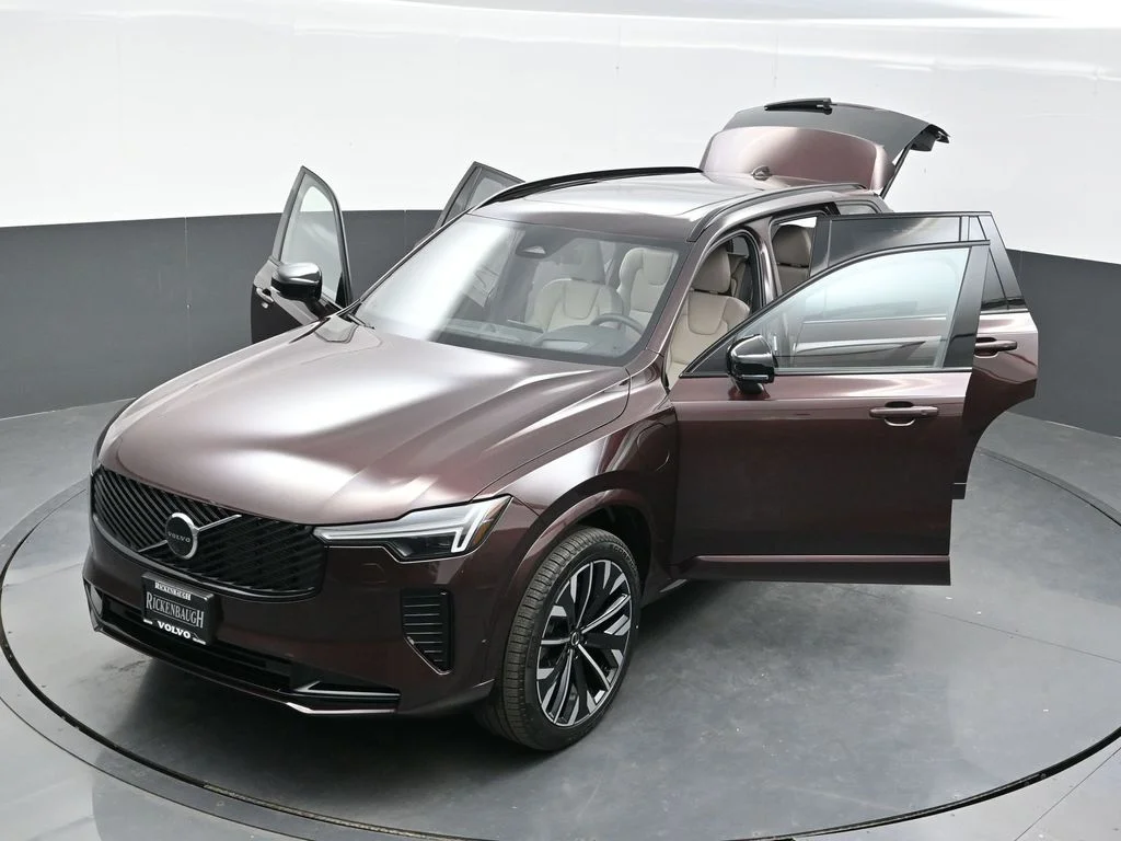New 2026 Mulberry Red Volvo T8 Ultra image 43