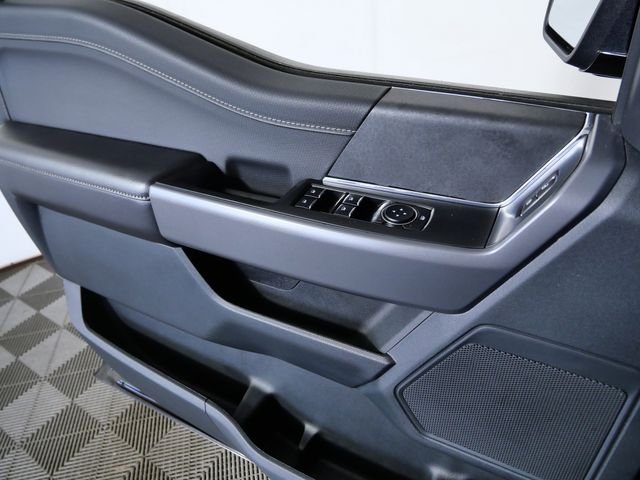 Used 2025 Black Ford XLT image 30