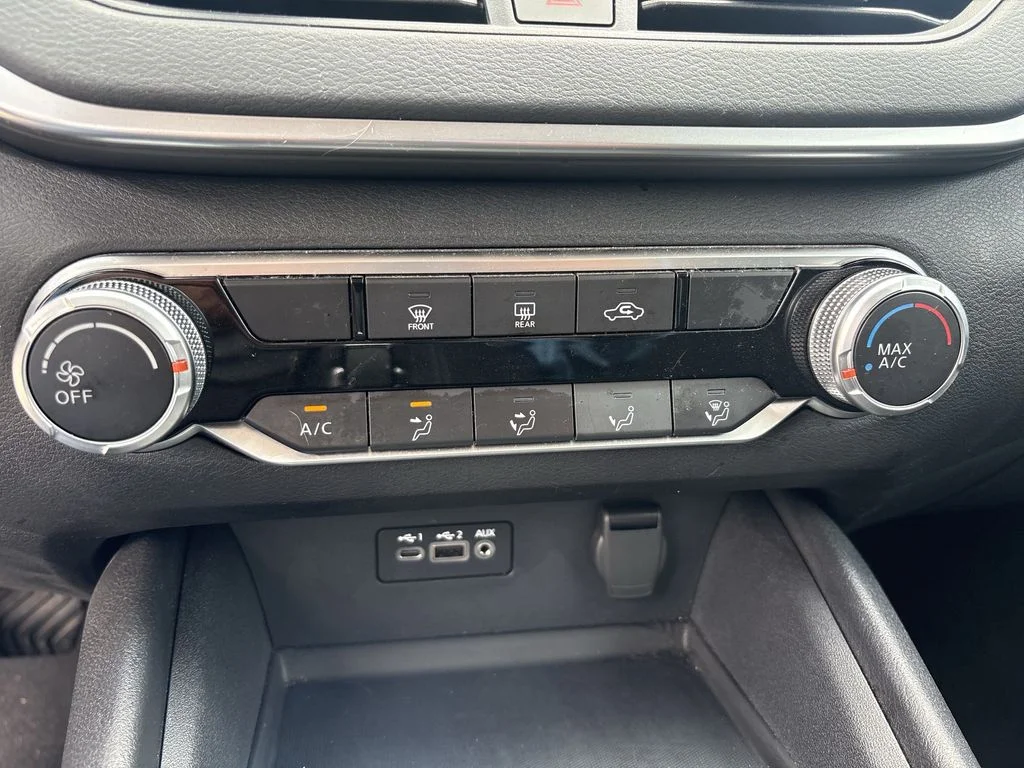 Used 2022 Storm Blue Metallic Nissan 2.5 SV image 19