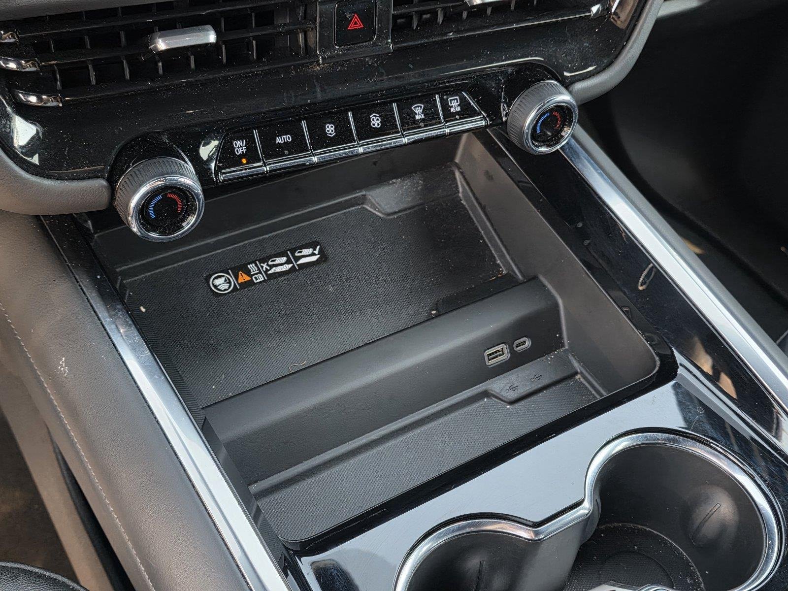 Used 2025 Dark Ash Metallic Chevrolet LT image 18