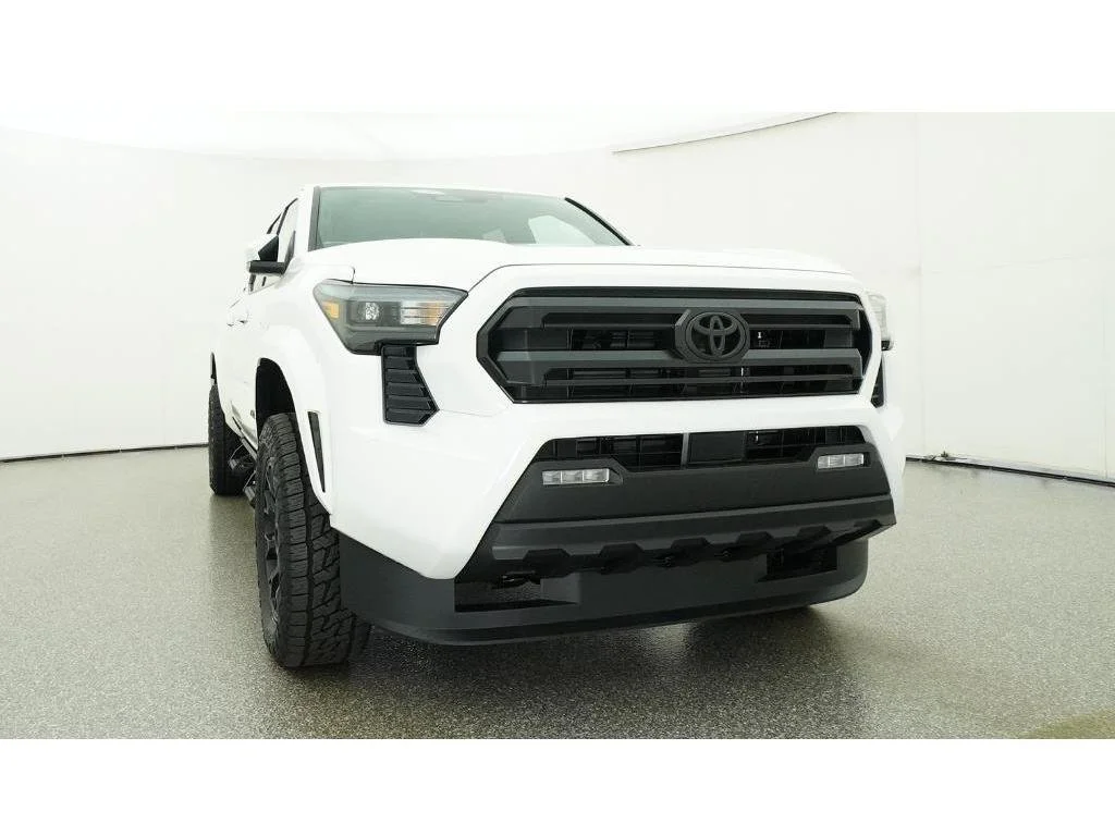 New 2026 Ice Cap Toyota SR5 image 30