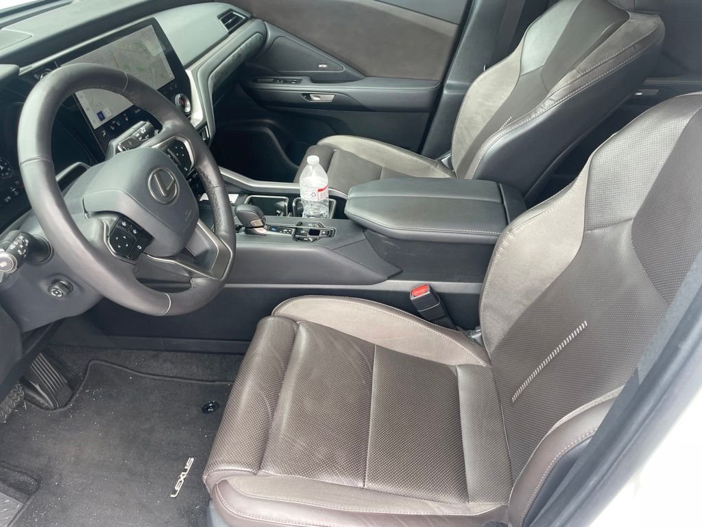 Used 2024 Beige Lexus 350 Luxury image 5