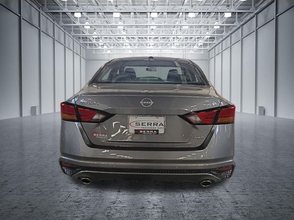 New 2026 Gray Nissan 2.5 SV image 6