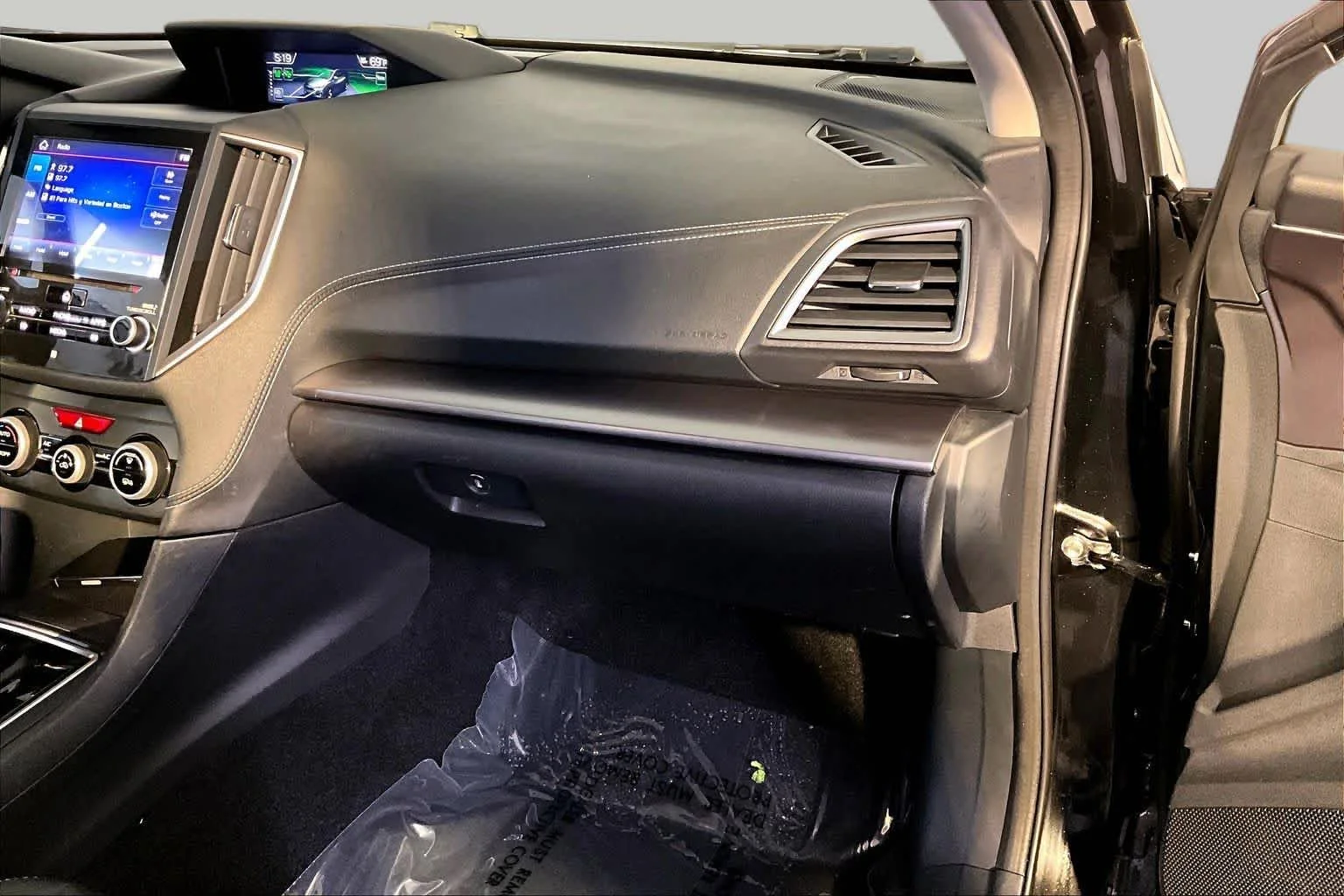 Used 2019 Crystal Black Silica Subaru Limited image 19