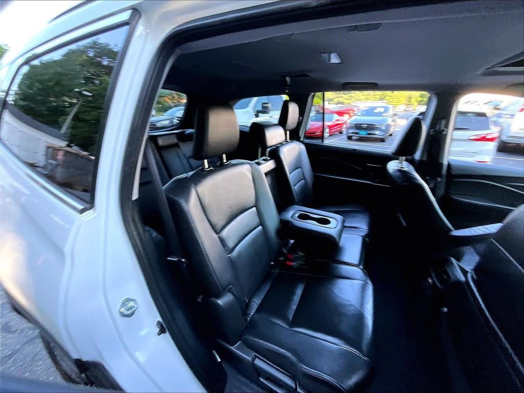 Used 2022 White Honda Special Edition image 15