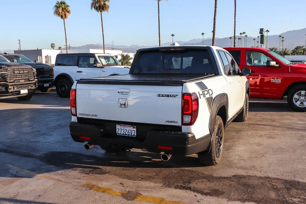 Used 2022  Honda Black Edition image 9