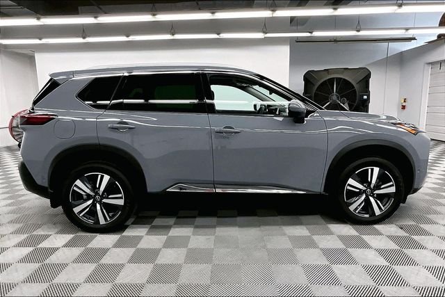 Used 2023 Boulder Gray Pearl Nissan Platinum image 15