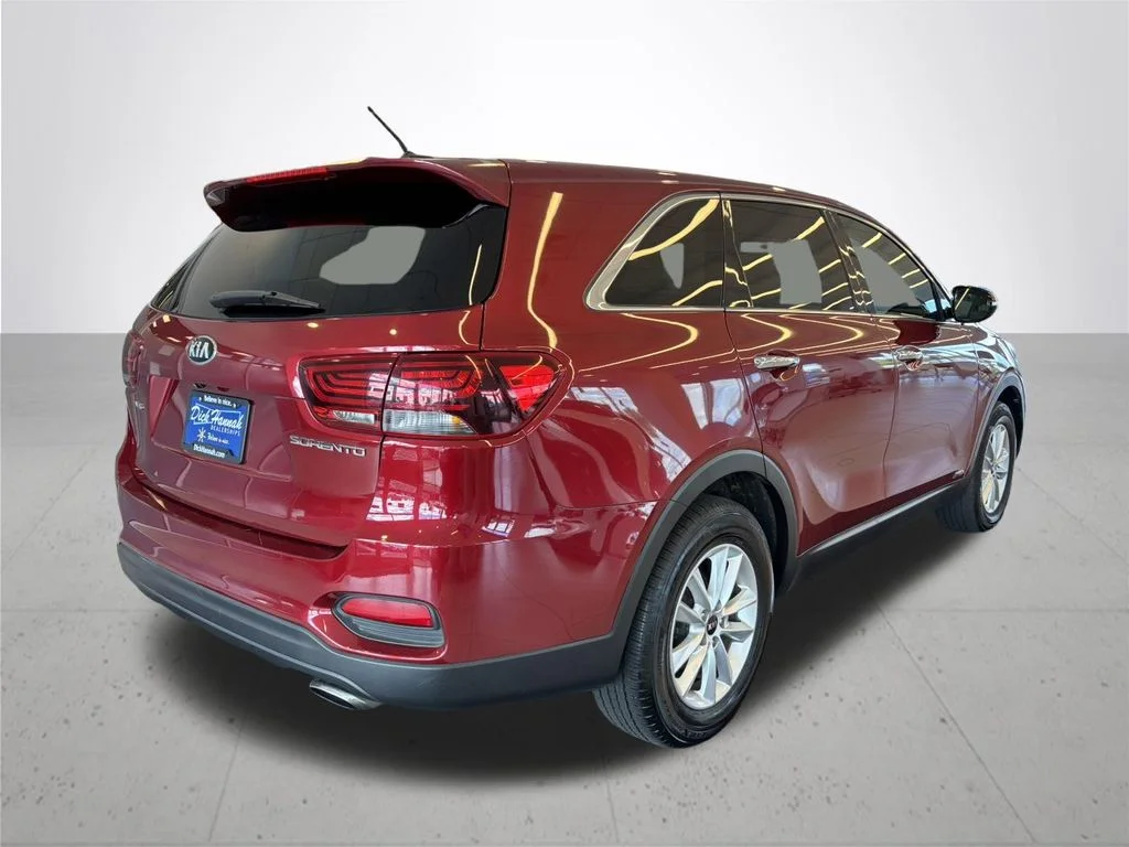 Used 2019 Red Kia LX image 7
