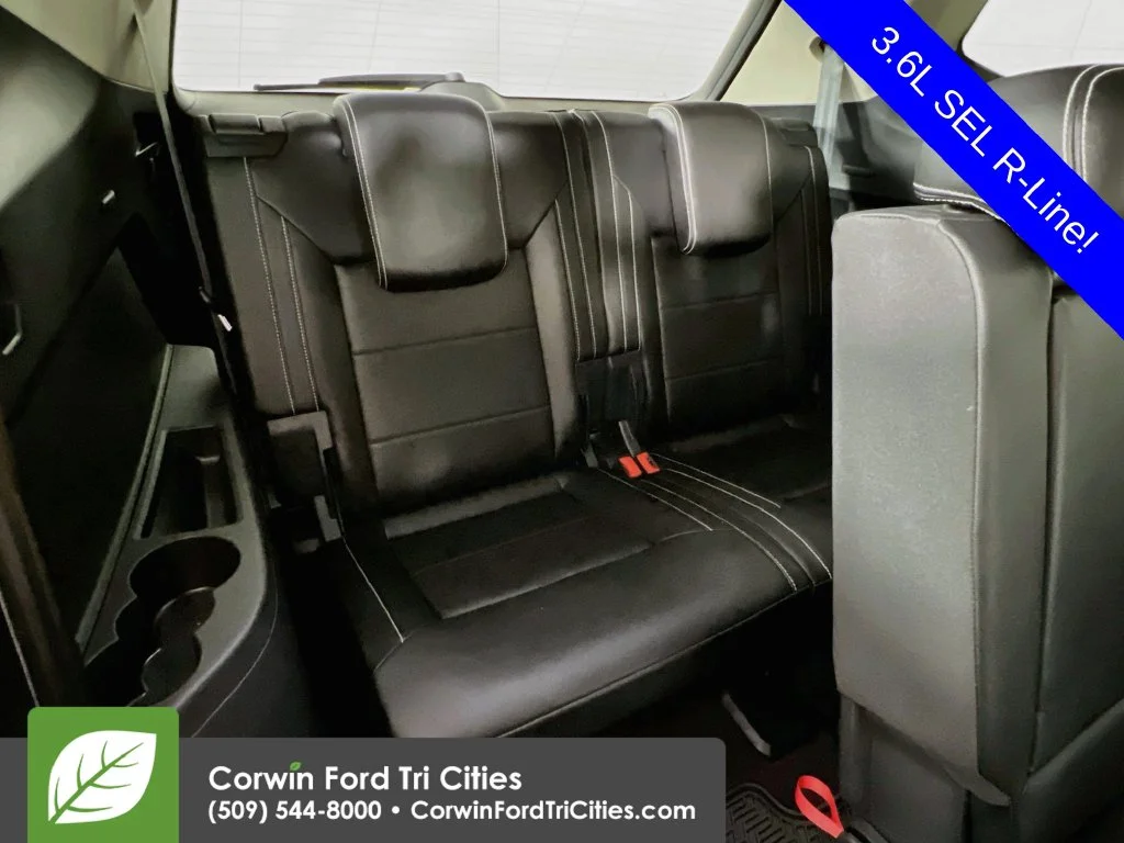 Used 2021 Aurora Red Metallic Volkswagen 3.6L V6 SEL R-Line image 15