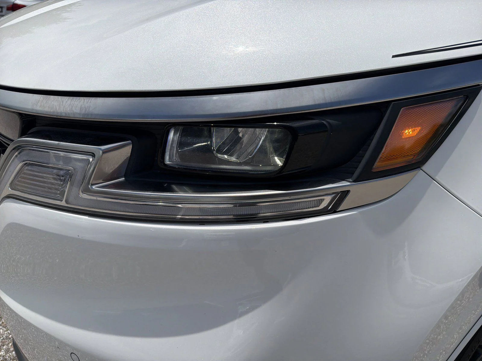 Used 2024 White Kia SX image 9