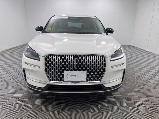 Used 2023 White Lincoln Standard image 3