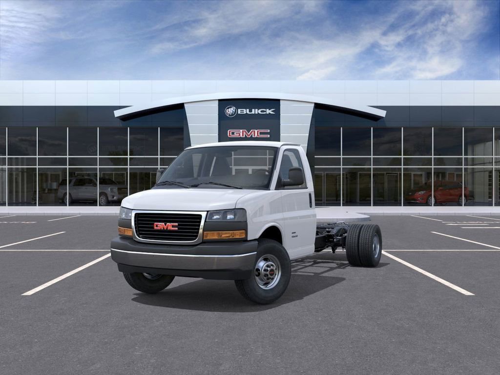 New 2026 GMC Savana Cutaway 4500 4500 Van