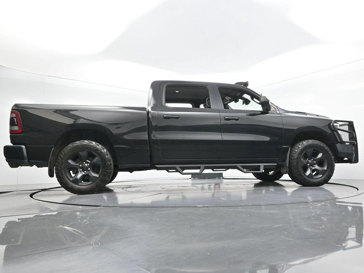 Used 2019 Diamond Black Crystal Pearlcoat Ram Big Horn/Lone Star image 46