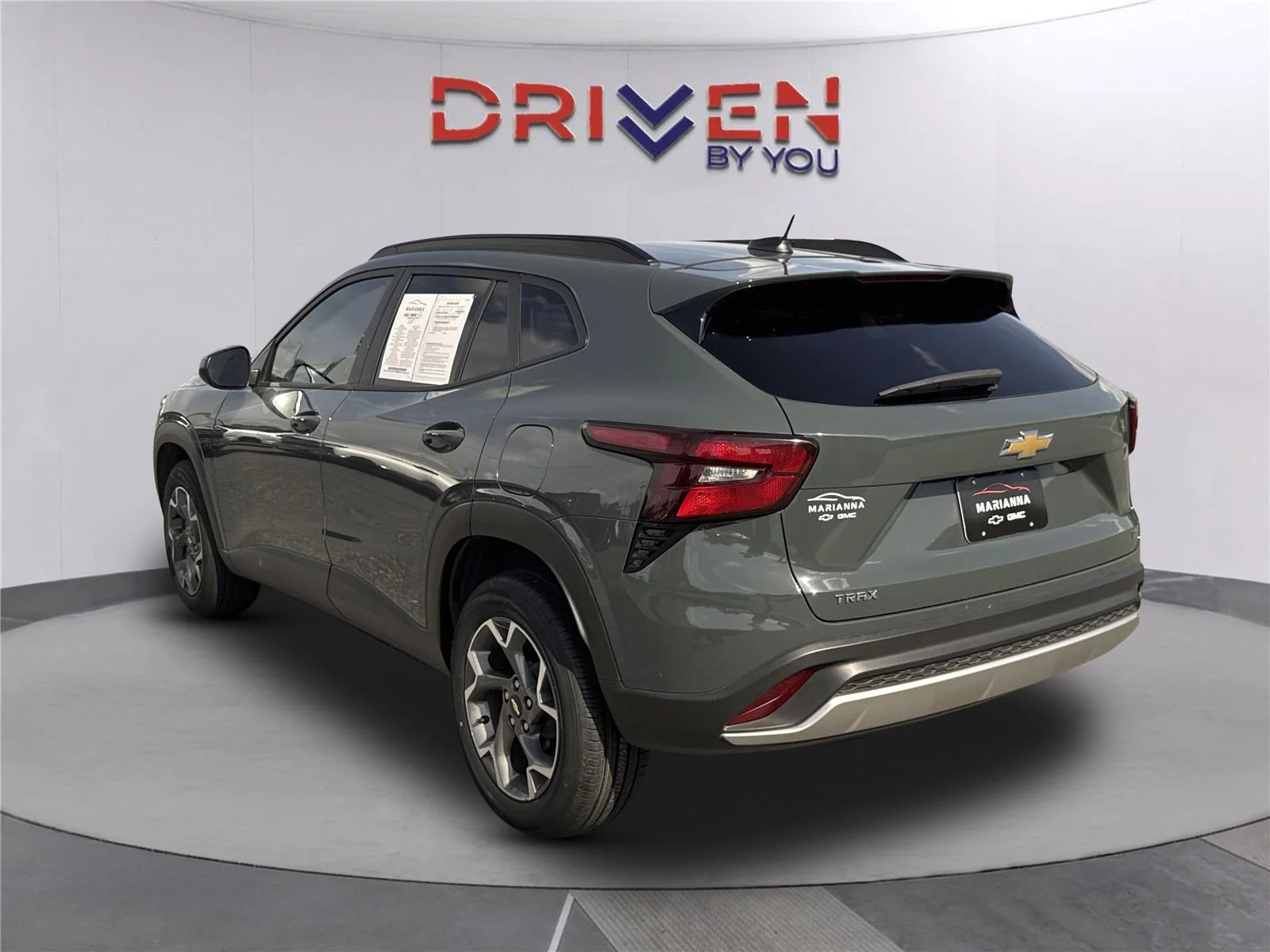 Used 2025 Cypress Gray Chevrolet LT image 6