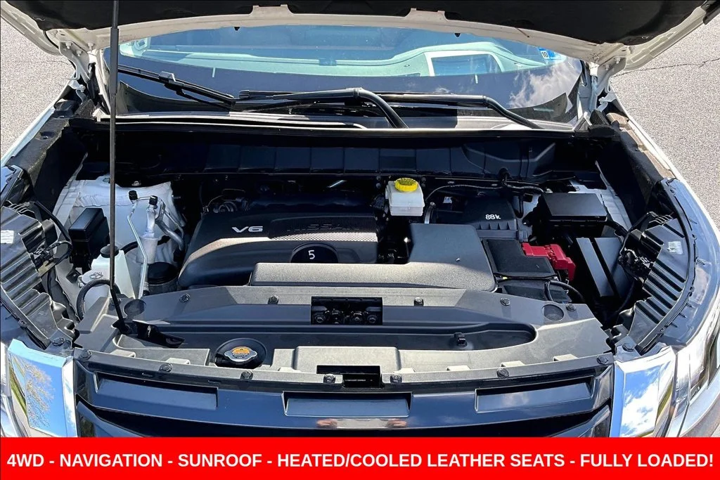 Used 2022 White Nissan Platinum image 38