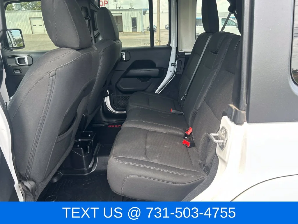 Used 2018 White Jeep Unlimited Sahara image 26