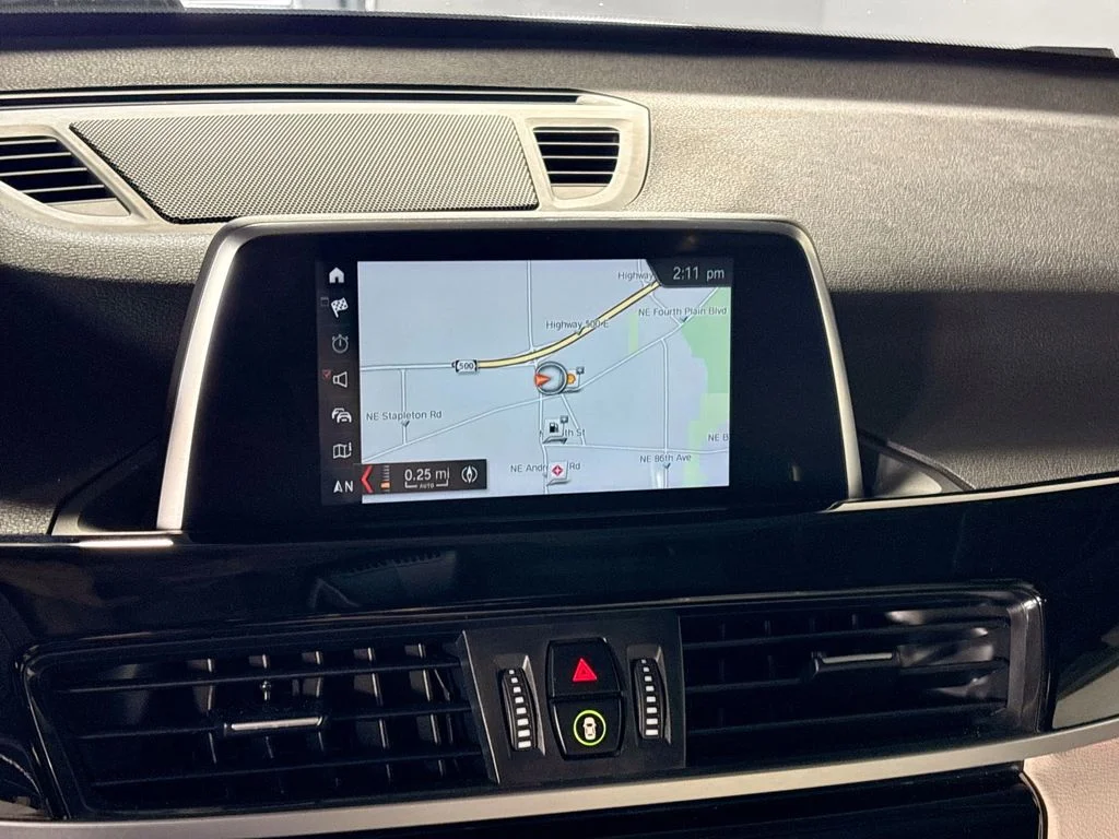 Used 2019 Green BMW xDrive28i image 16