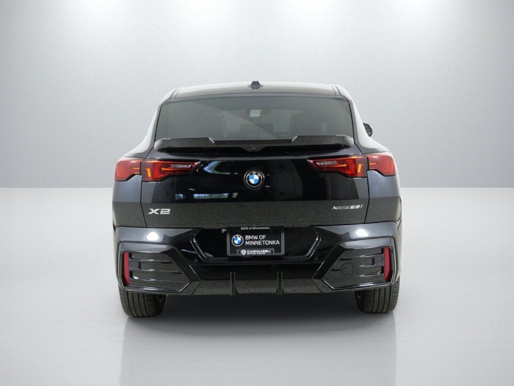 New 2027 Black Sapphire Metallic BMW xDrive28i image 10