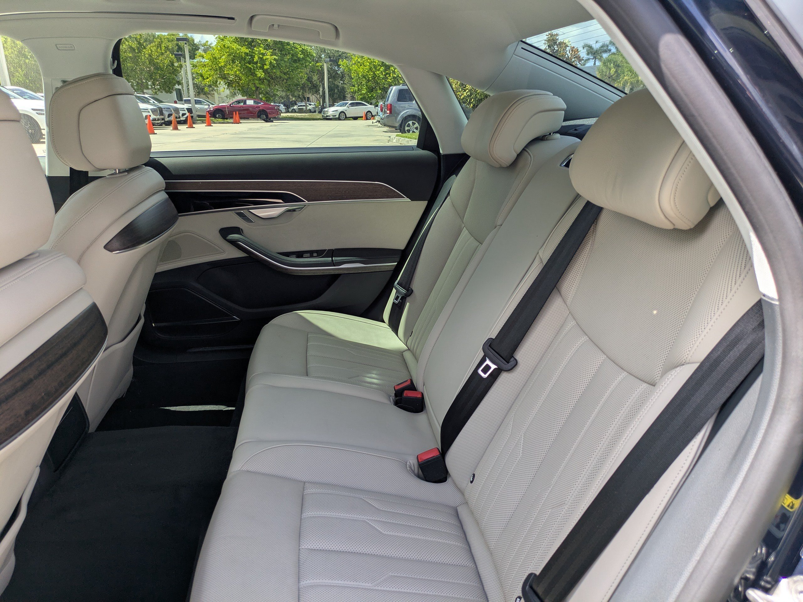 2022 Audi A8 Base - Photo 13