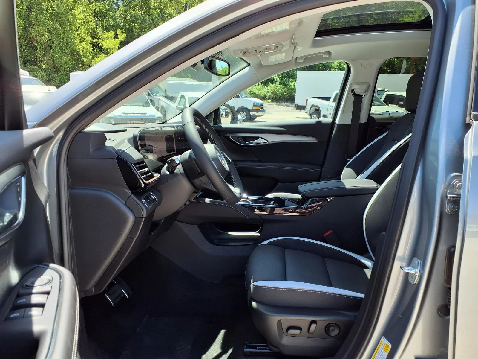 2026 Buick Envision Sport Touring - Photo 13